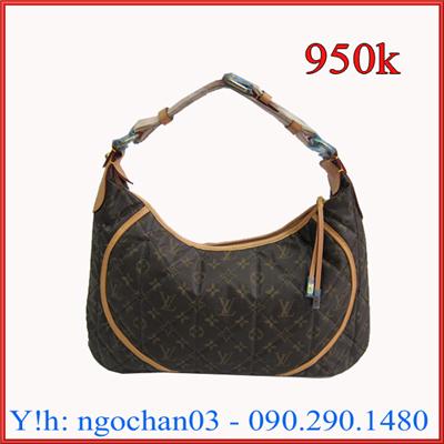 Túi LV F1 hình mặt trăng
